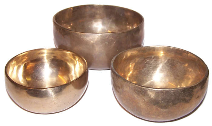 Set Of 3 Handmade Brass Singing Bowls  - Largest 125mm 